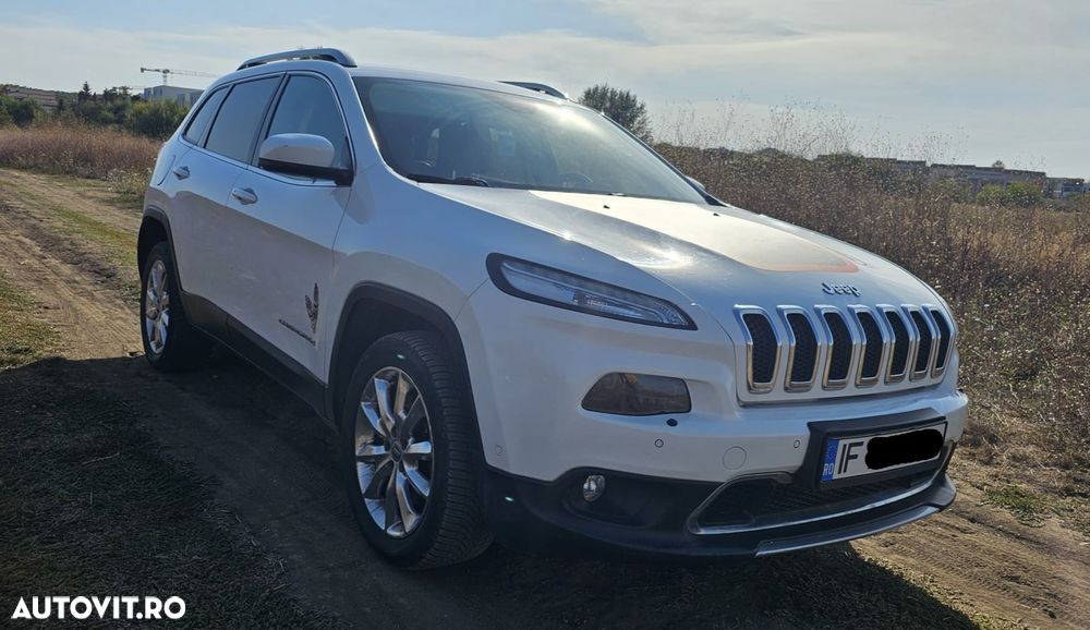Jeep Cherokee - 4