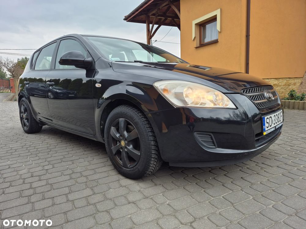 Kia Ceed 1.4 Comfort - 2