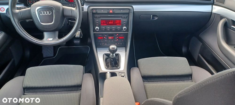 Audi A4 Avant 1.8 T - 14