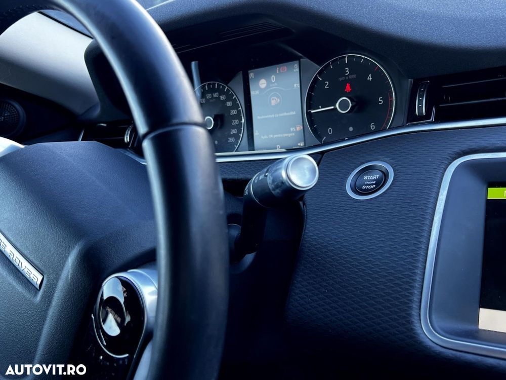 Land Rover Range Rover Evoque - 16