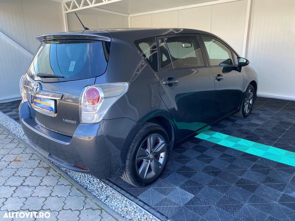 Toyota Verso - 9