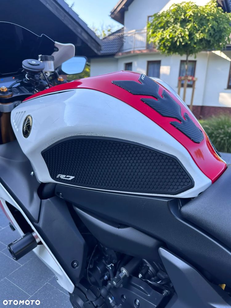 Yamaha R7 - 19