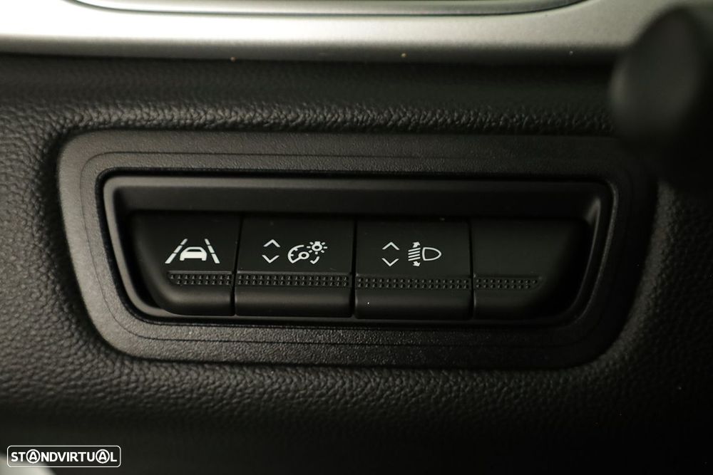 Renault Captur 1.0 TCe Techno Bi-Fuel - 21