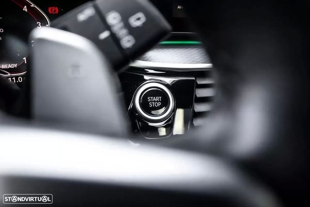 BMW 530 e Pack Desportivo M - 19