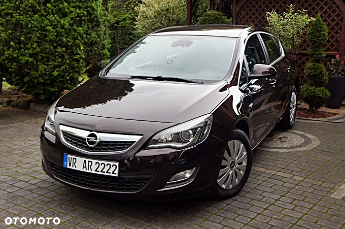Opel Astra 2.0 CDTI Exklusiv - 9