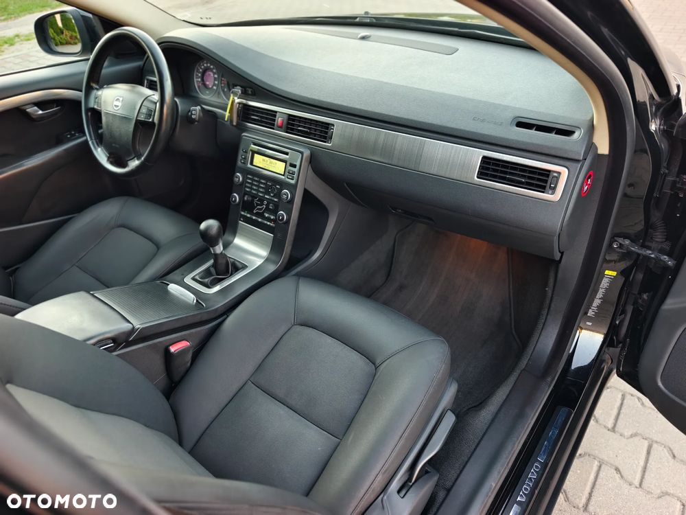 Volvo V70 2.0D Momentum - 16