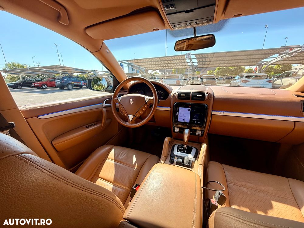 Porsche Cayenne - 5