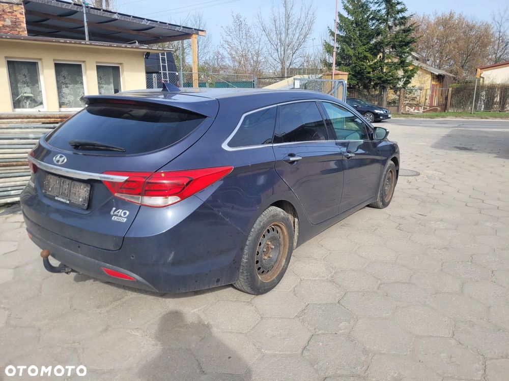Hyundai i40 Kombi blue 1.7 CRDi DCT Premium - 5