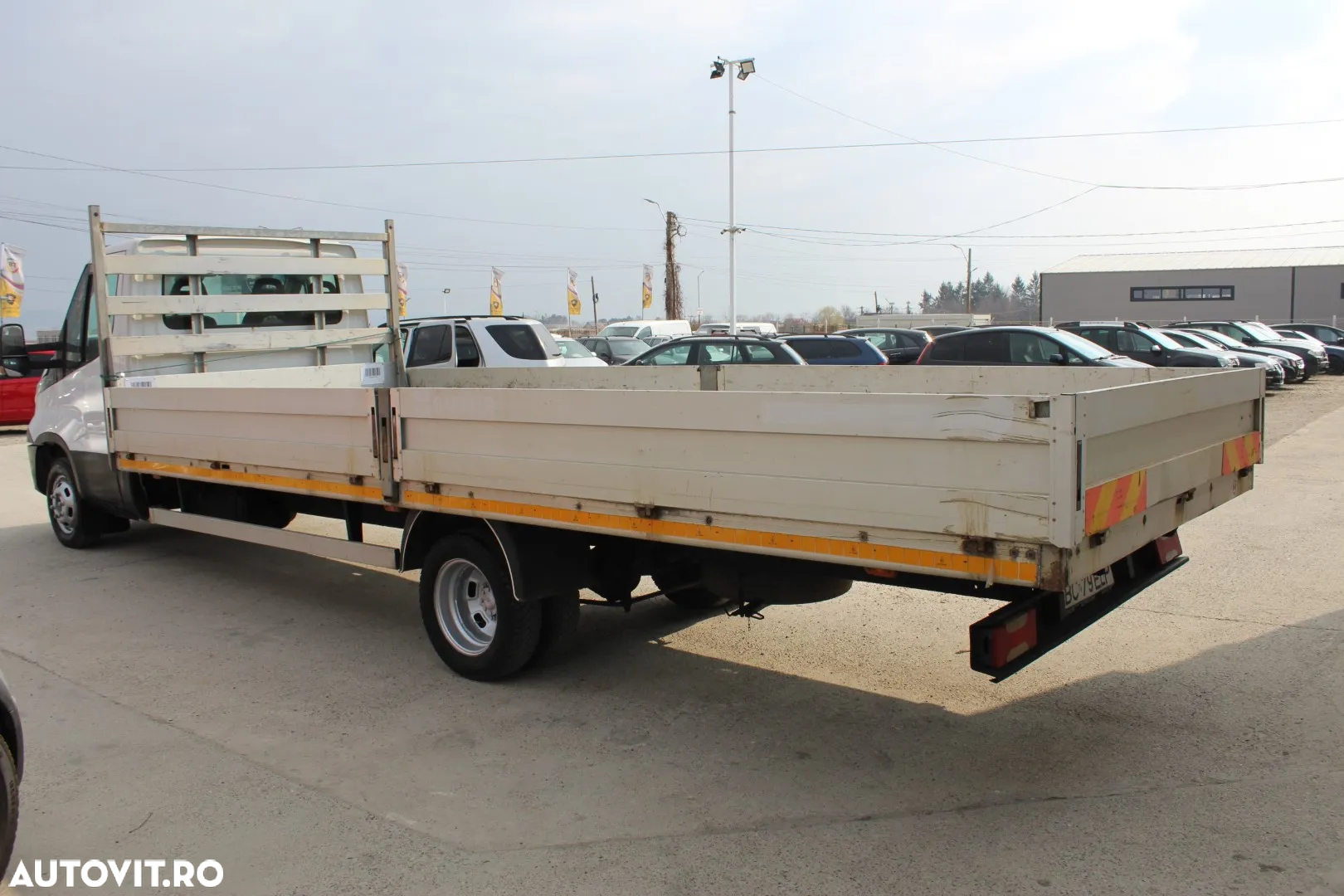 Iveco Massif - 4