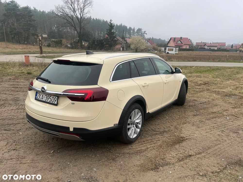 Opel Insignia 2.0 CDTI 4x4 Sports Tourer - 6