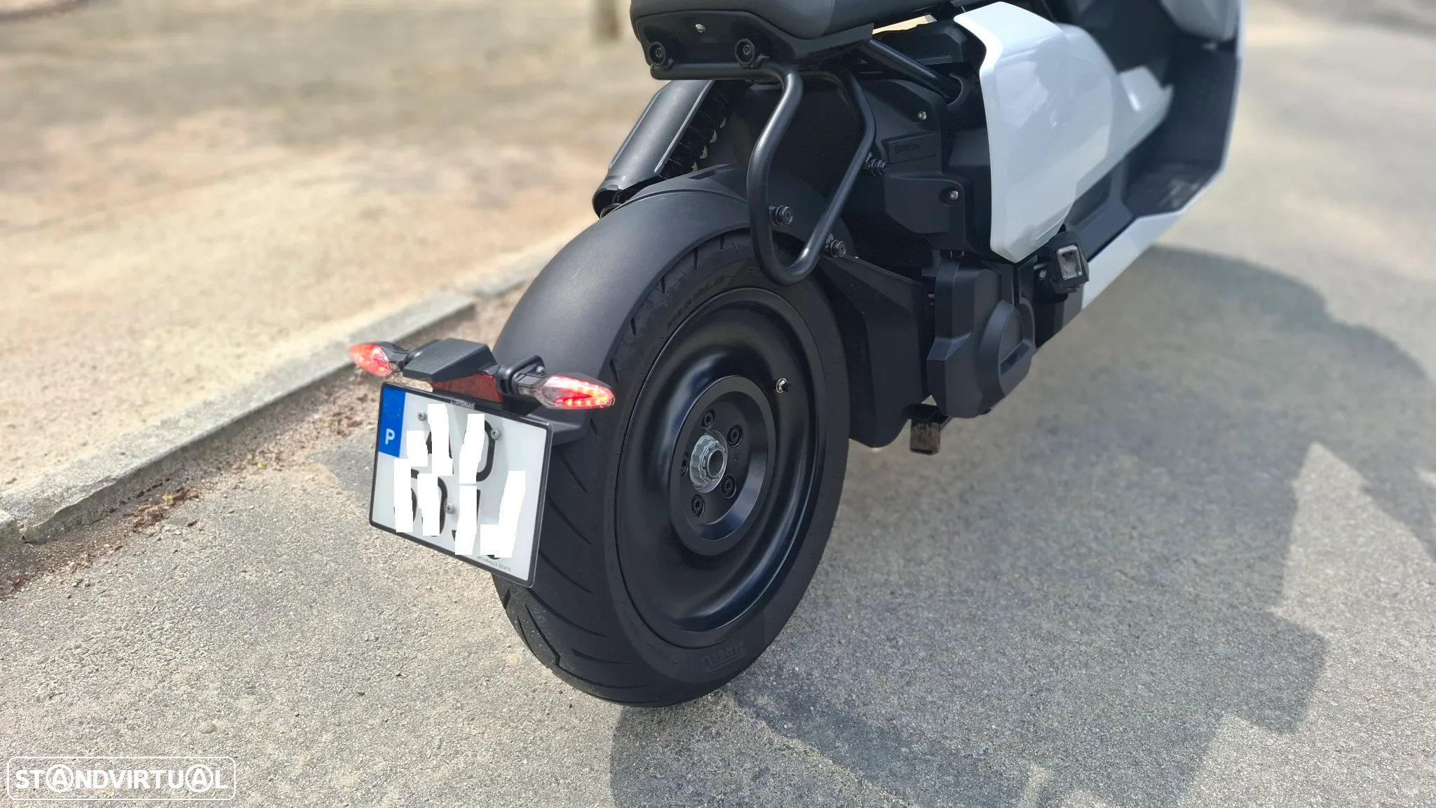 BMW CE 04 - 4