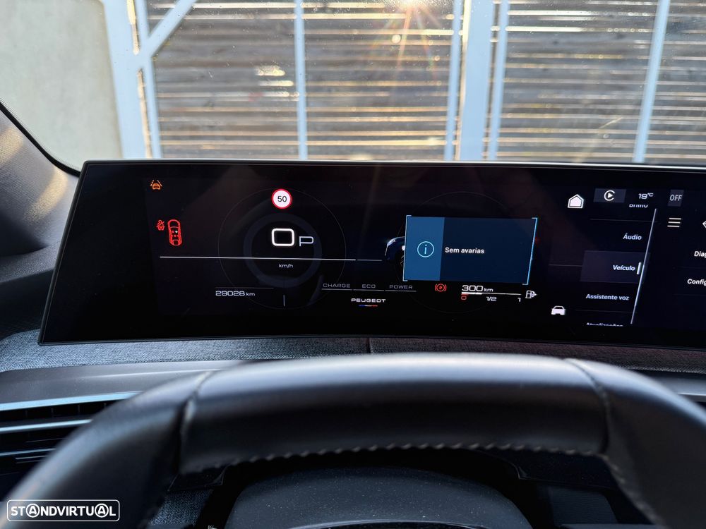 Peugeot 3008 1.2 Hybrid Allure Pack e-DCS6 - 8