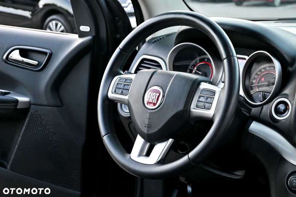 Fiat Freemont 2.0 Multijet Black Code AWD - 25