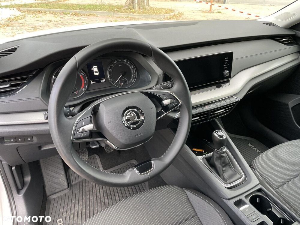 Skoda Octavia 1.5 TSI ACT Ambition - 9