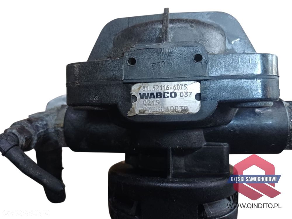 ZAWÓR HAMULCA RĘCZNEGO WABCO MAN 81521166075 - 7