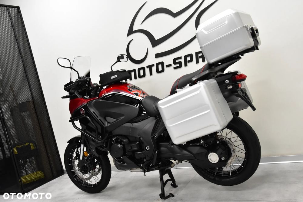 Honda VFR - 11