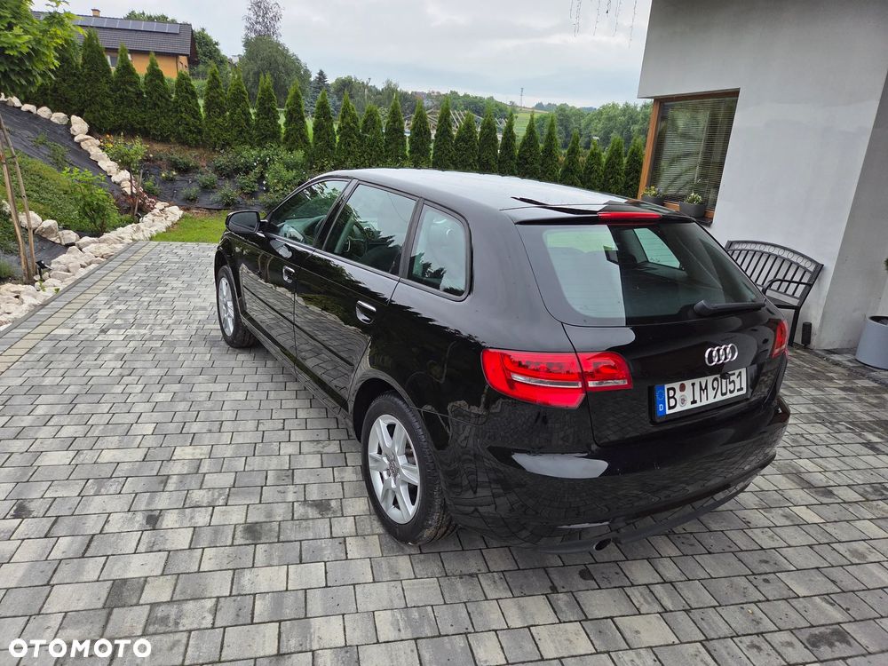 Audi A3 Sportback 1.6 Ambition - 6