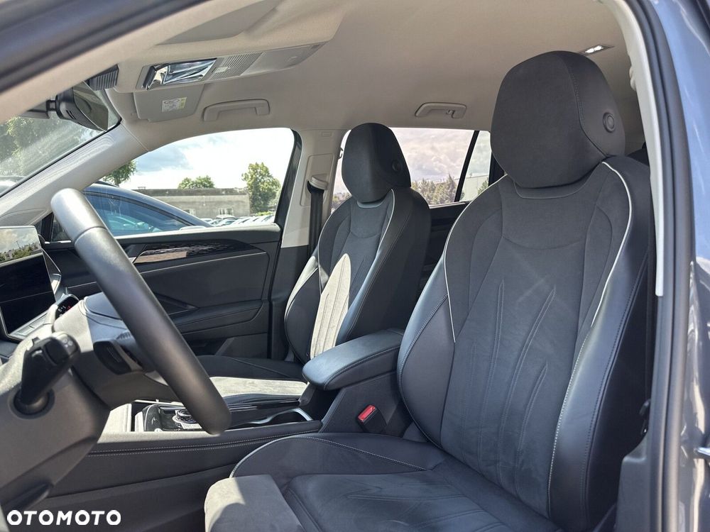Volkswagen Tayron 2.0 TSI 4Mot Elegance DSG - 14