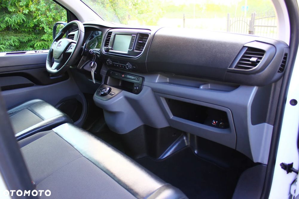 Opel VIVARO 2.0 CDTI LONG DŁUGI 3 OSOBOWY AUTOMAT 8 BIEGOWY NAVIGACJA KAMERA - 22