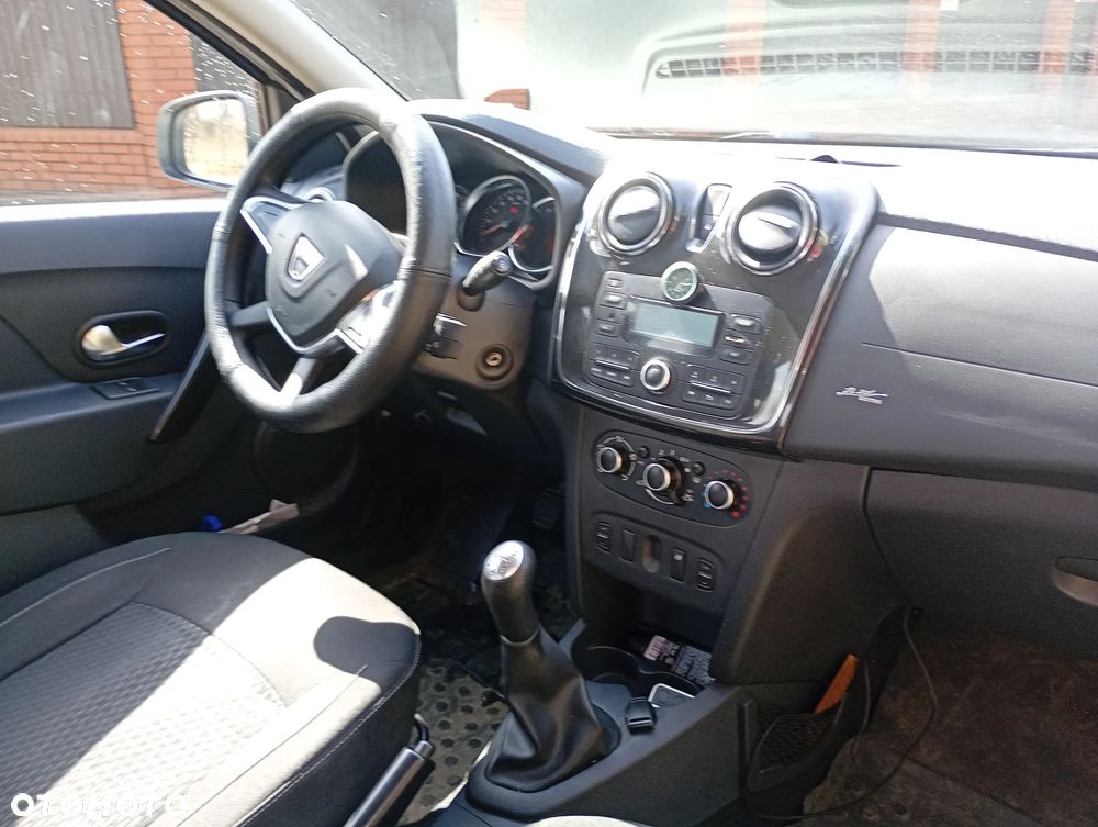 Dacia Sandero 1.0 SCe Laureate - 6