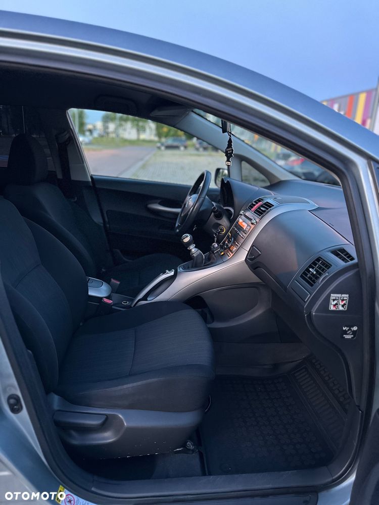 Toyota Auris - 6