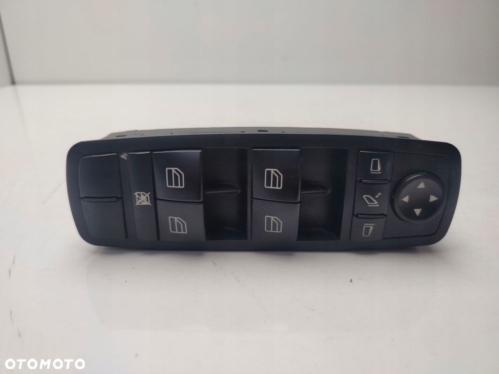 mercedes w164 05r- panel sterowania szyb - 1