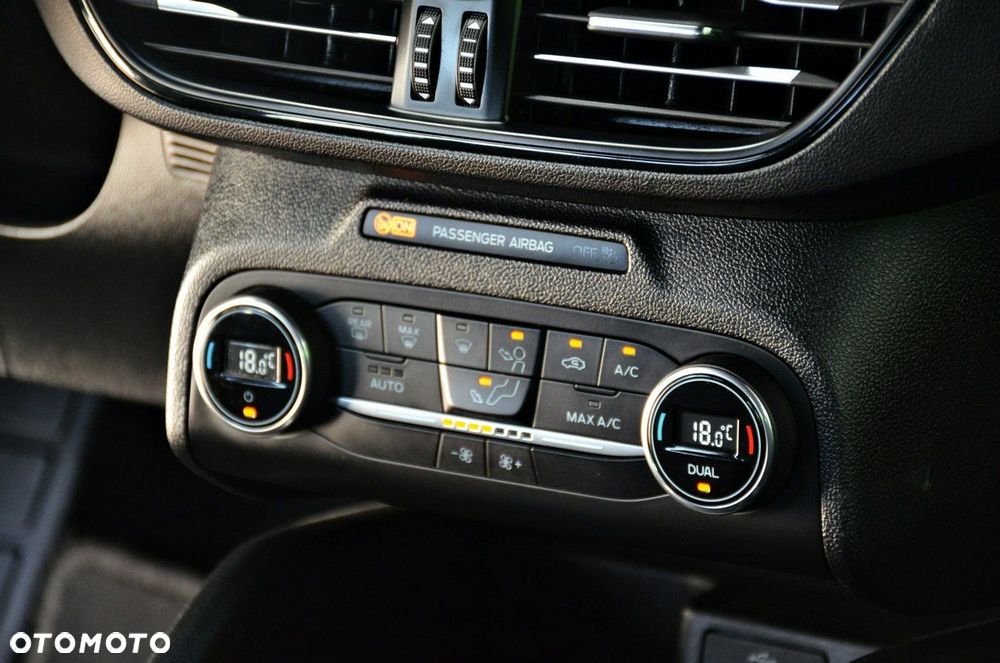 Ford Focus - 19