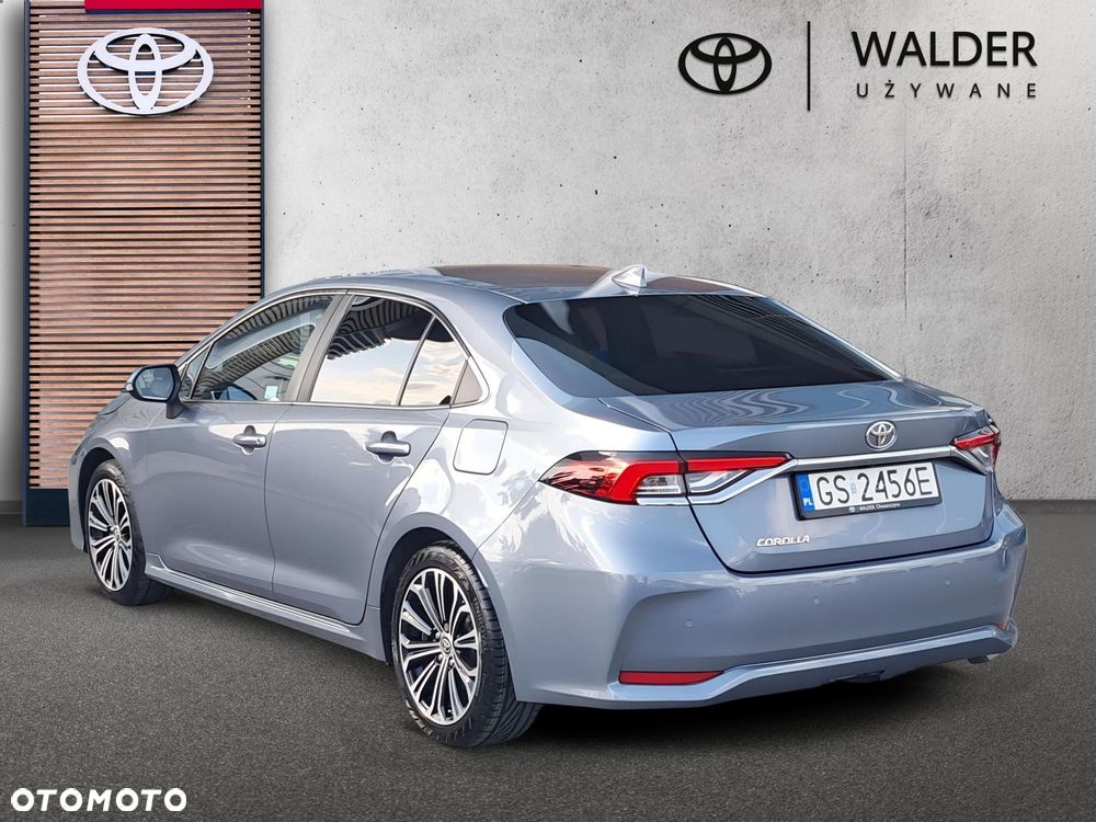 Toyota Corolla 1.6 Executive MS - 3
