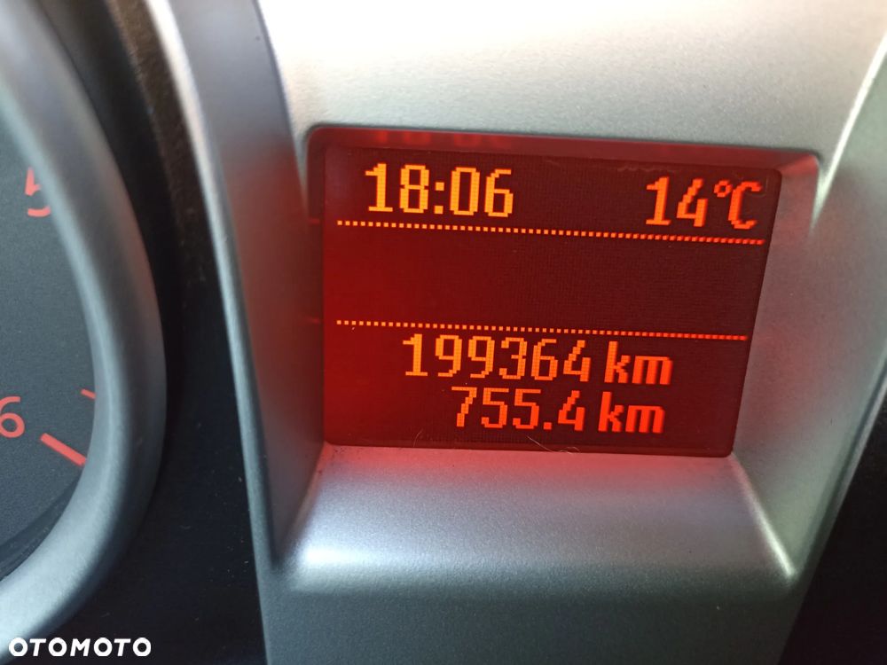 Ford Kuga 2.0 TDCi 4x4 Titanium - 20