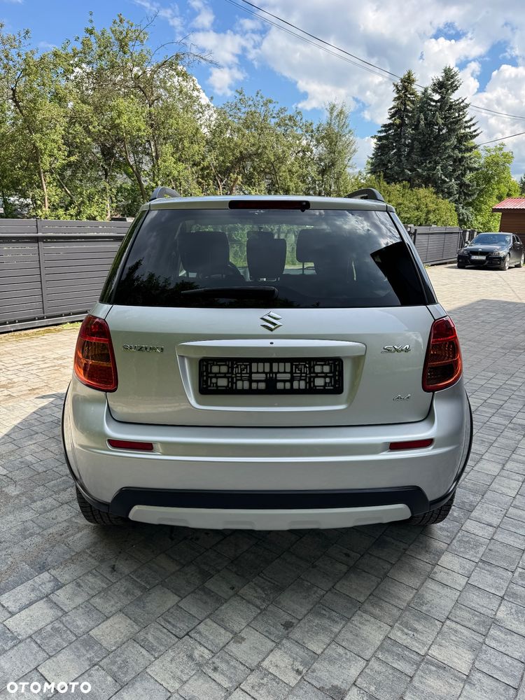 Suzuki SX4 Classic 1.6 VVT 4x4 Style - 5