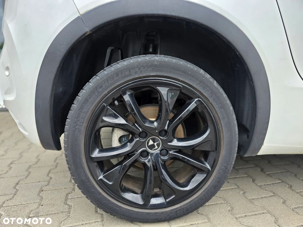 DS Automobiles DS 4 Crossback - 9