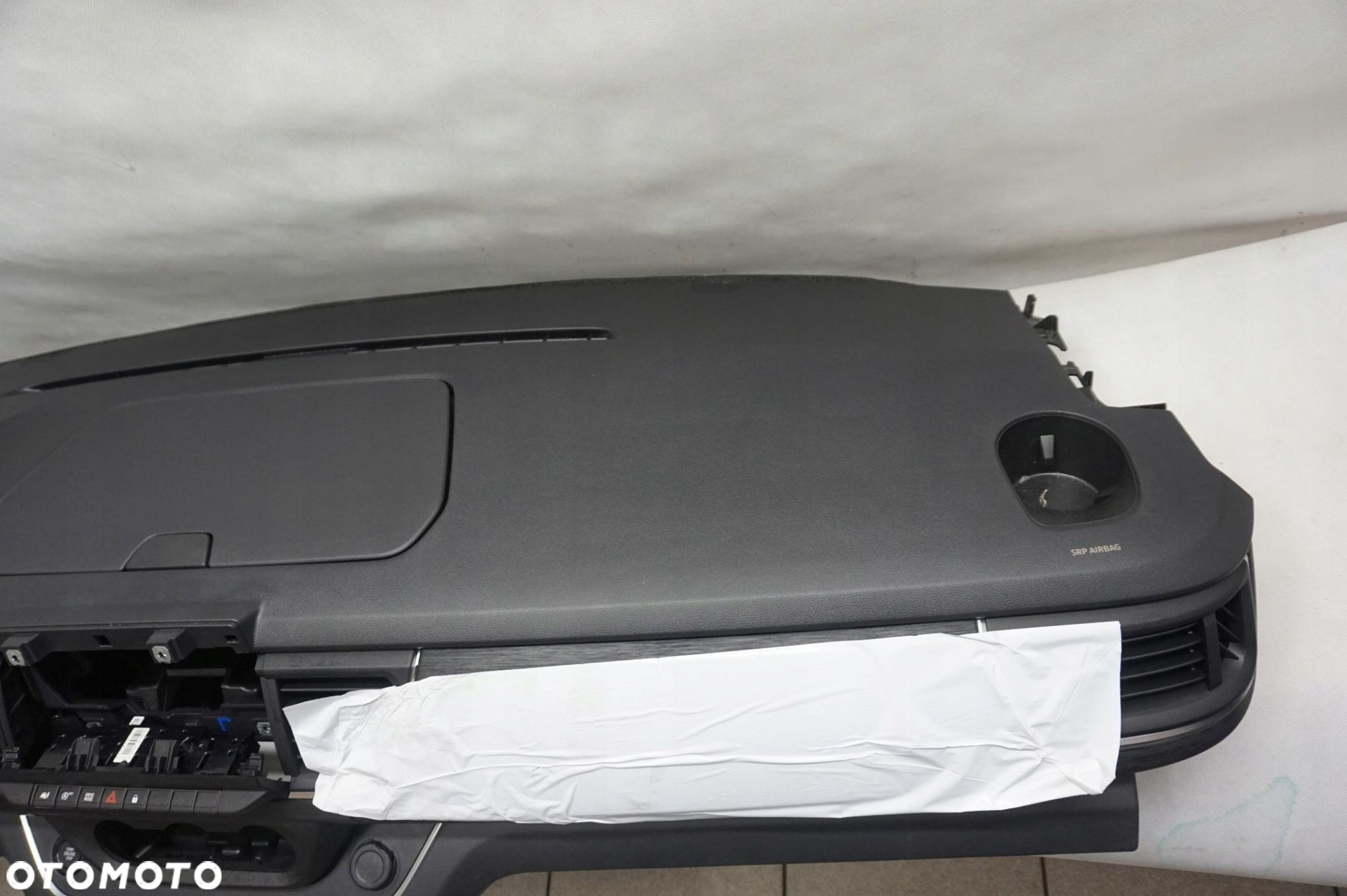 DESKA KONSOLA PASY AIRBAG NISSAN PRIMASTAR LIFT 23R - 11