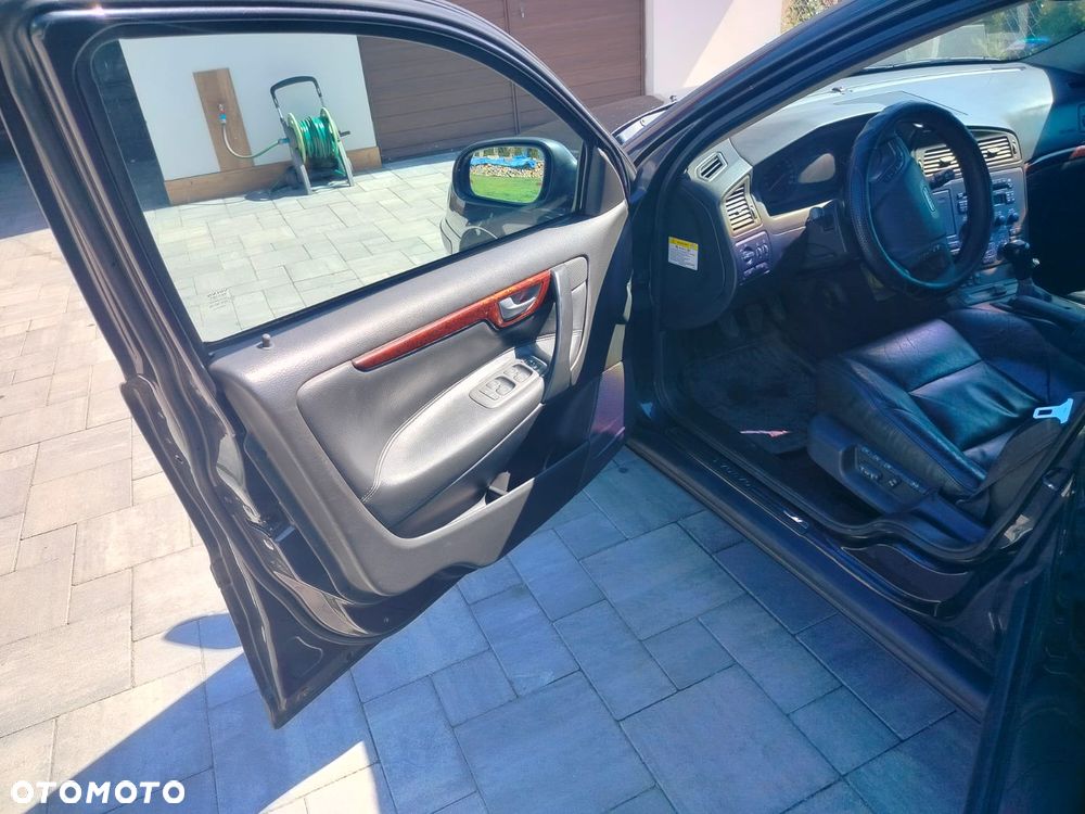 Volvo V70 2.5TDI - 6