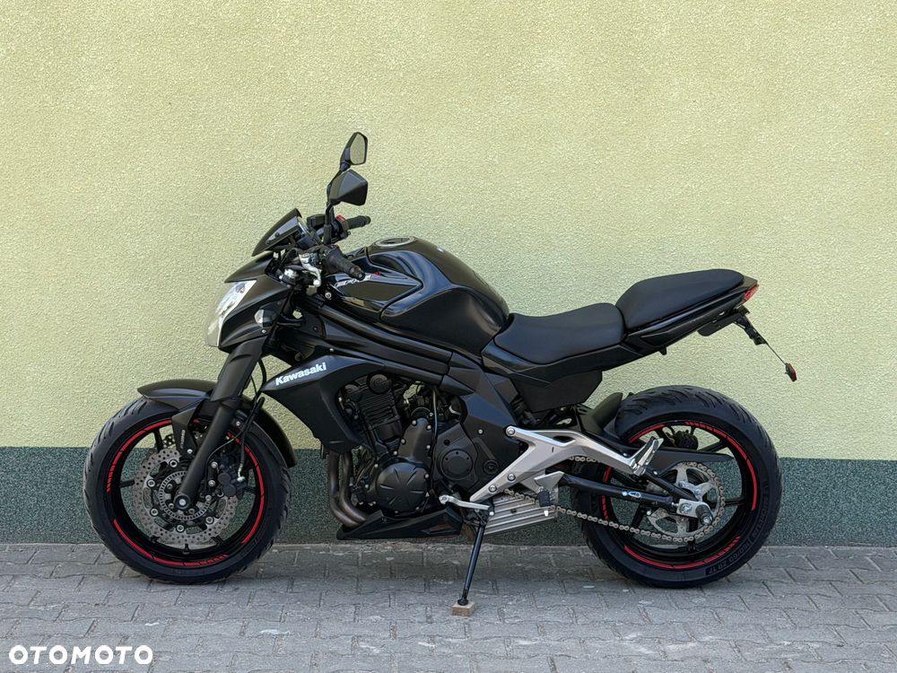 Kawasaki ER - 25