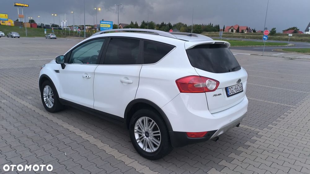 Ford Kuga 2.0 TDCi Titanium FWD - 4