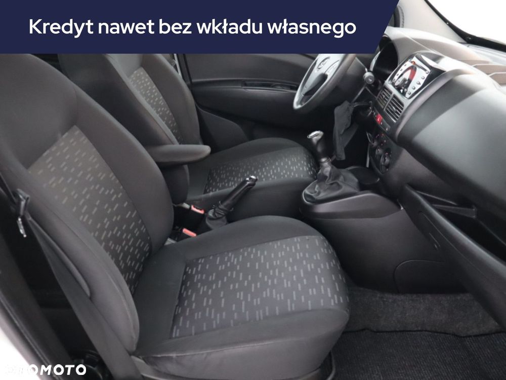 Opel Combo - 11