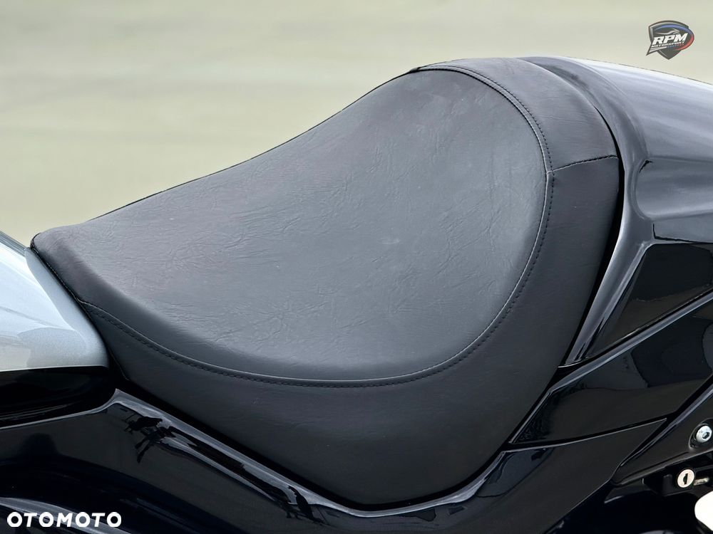 Suzuki Boulevard - 19