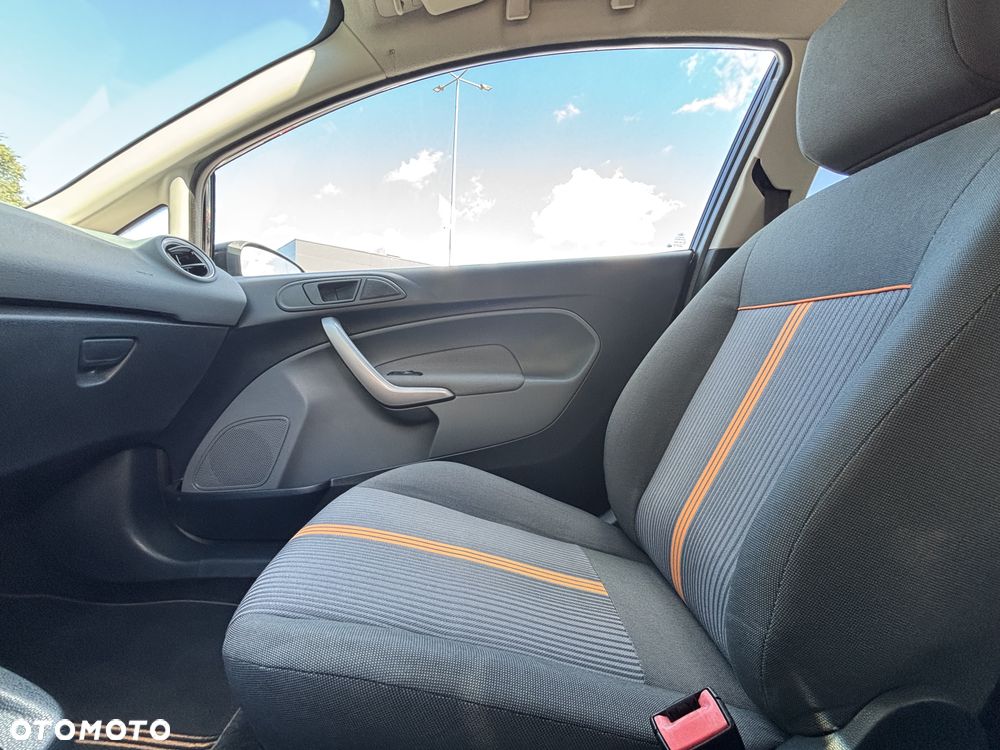 Ford Fiesta - 6