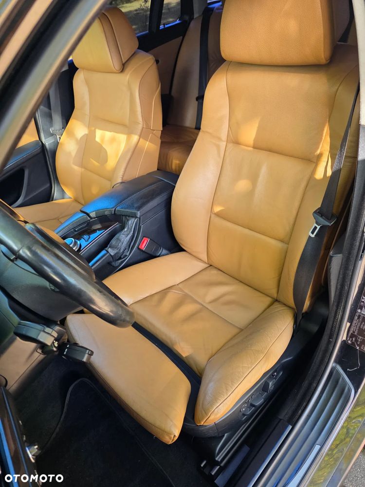 BMW Seria 5 535d - 30