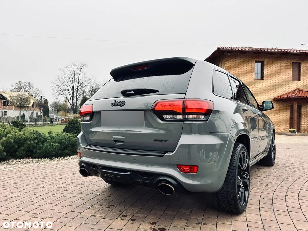 Jeep Grand Cherokee 6.4 V8 SRT8 - 6