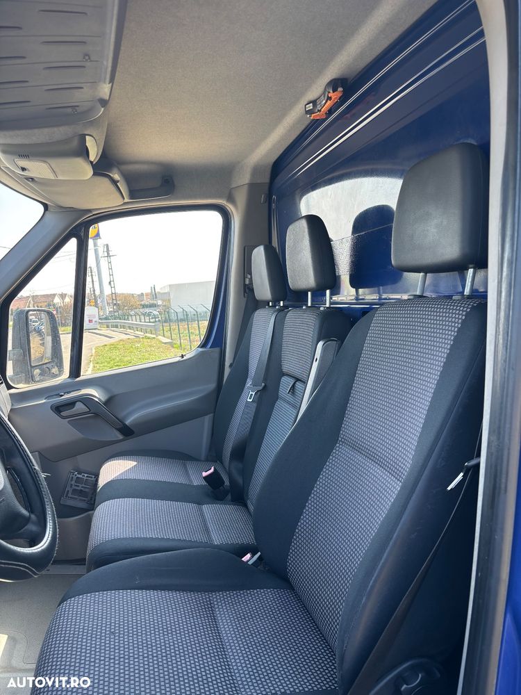 Mercedes-Benz Sprinter - 5