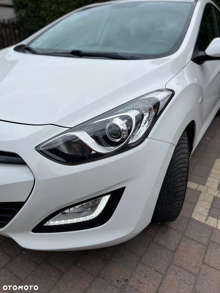 Hyundai i30 1.4 Trend - 9