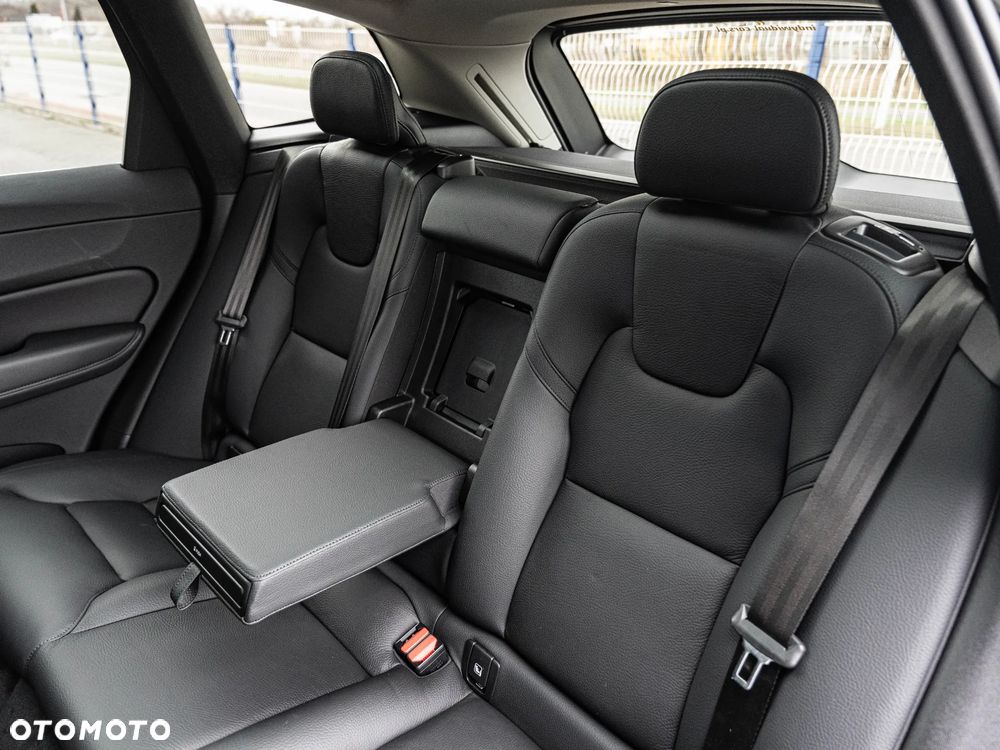 Volvo XC 60 B4 D Geartronic Inscription - 29
