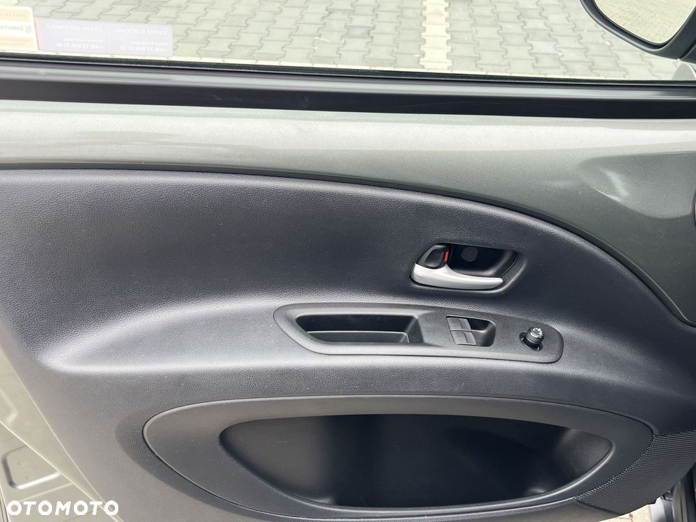 Toyota Aygo X 1.0 VVT-i Style CVT - 11