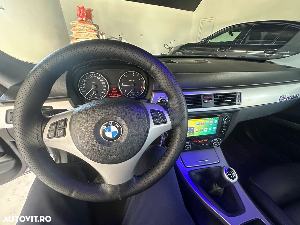 BMW Seria 3 318d DPF - 8