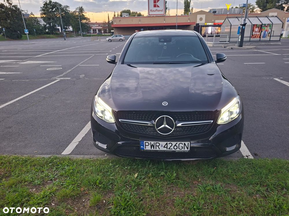 Mercedes-Benz GLC Coupe 250 4-Matic - 4
