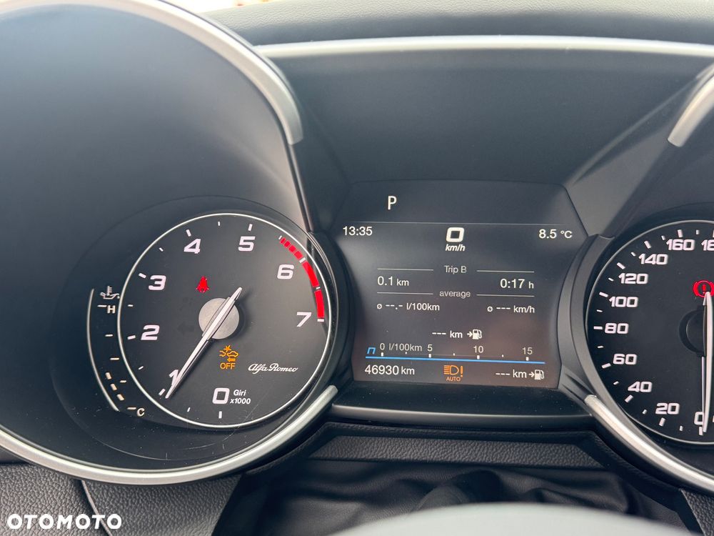 Alfa Romeo Giulia 2.0 Turbo Veloce Q4 - 23