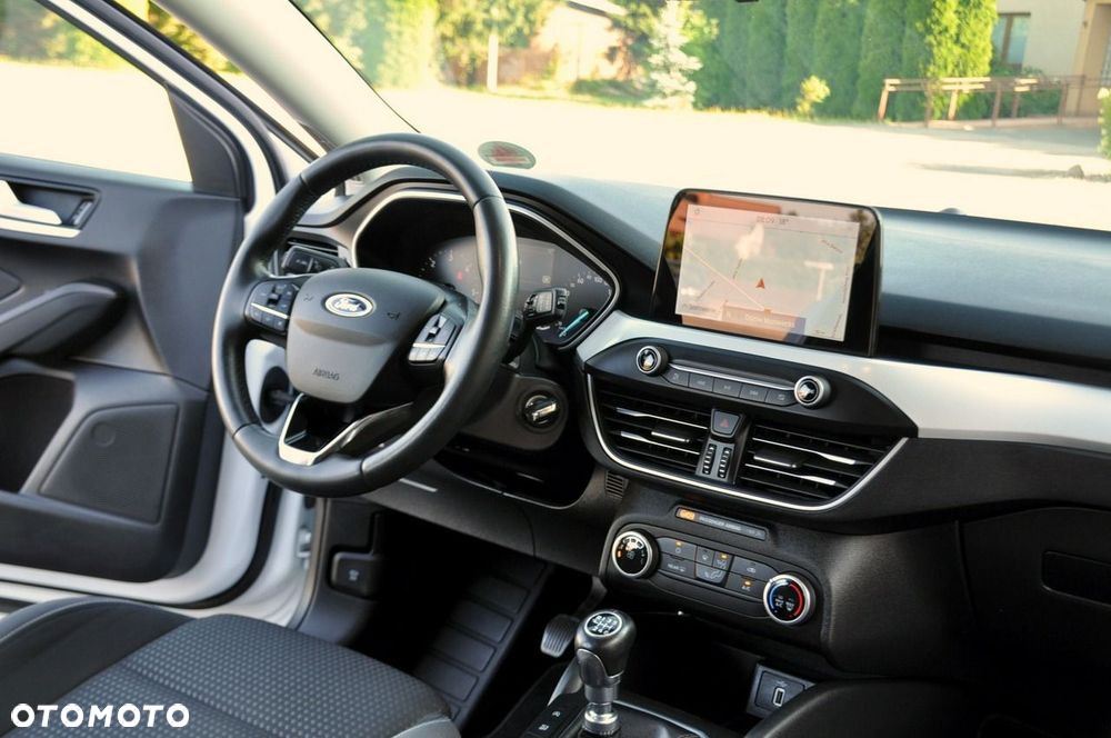 Ford Focus - 25