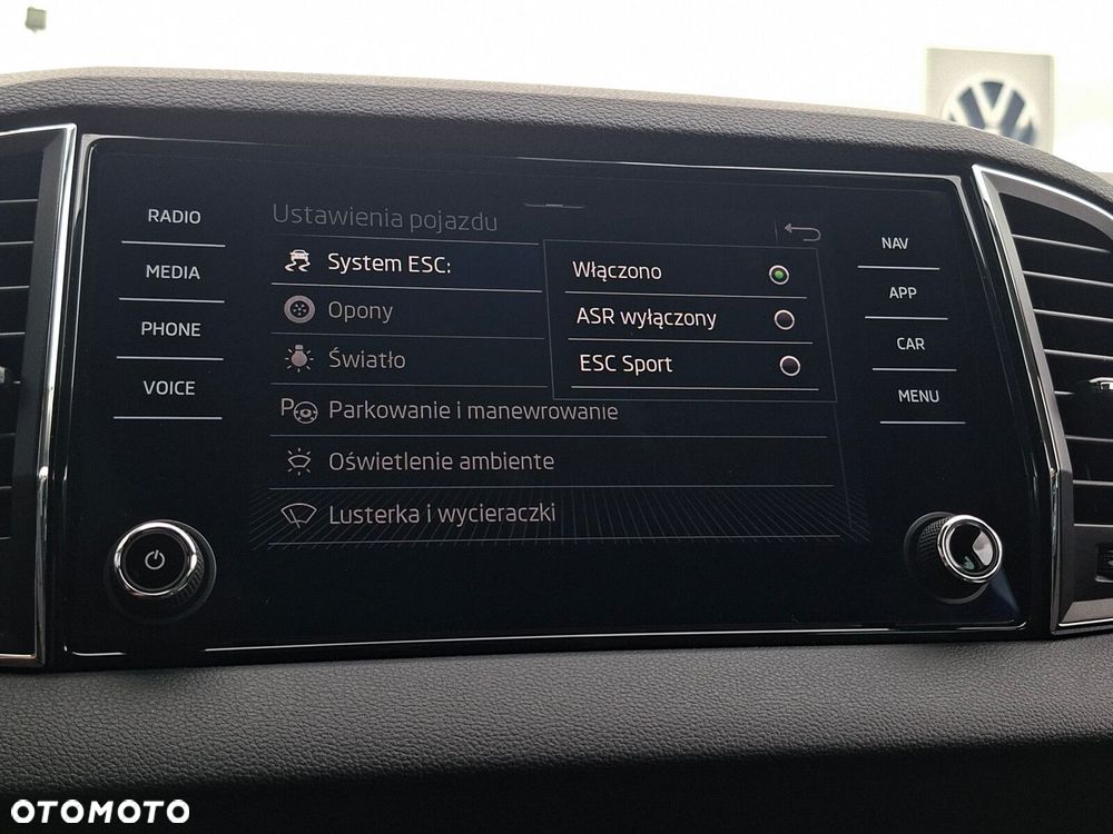 Skoda Karoq - 32