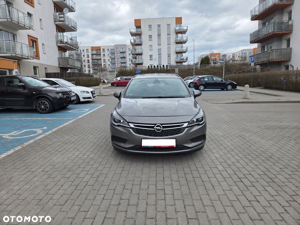 Opel Astra 1.6 CDTI Essentia S&S - 2